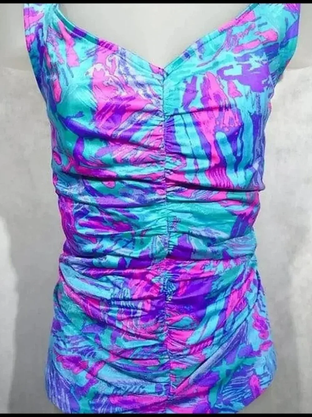 Plus Size One Piece Swimsuit Curvy Vintage Bathing Suit with Low Back -80s